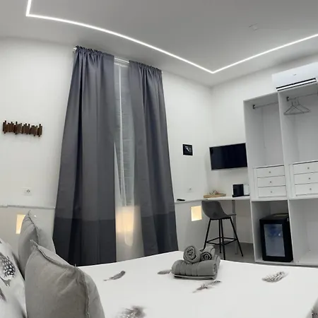 La Corte Dei Desideri 게스트하우스 4*