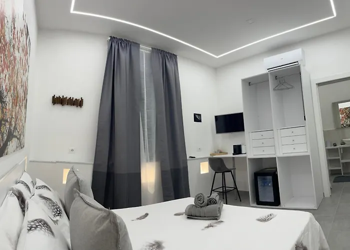 La Corte Dei Desideri Πανσιόν 4*